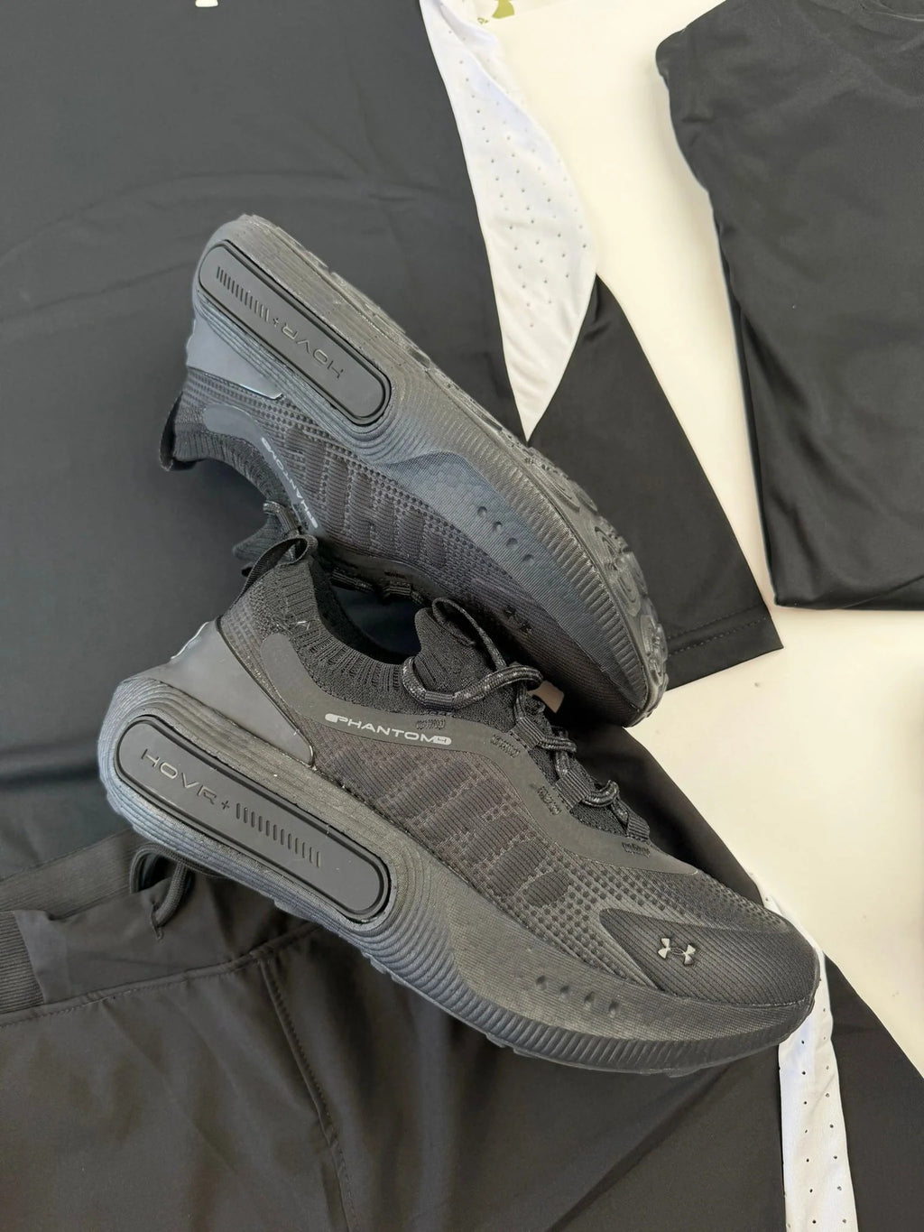 UNDER ARMOUR - STORM