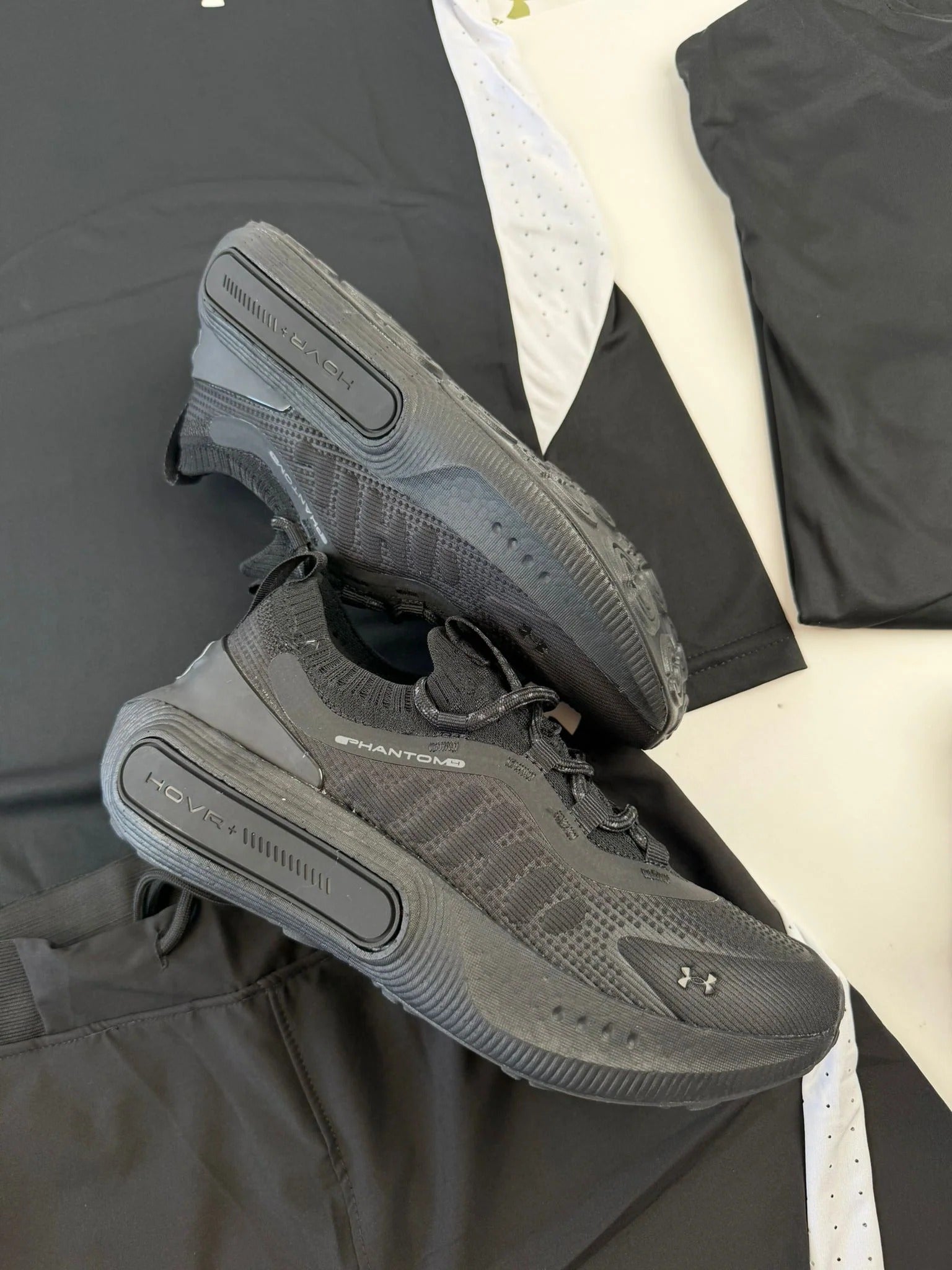 UNDER ARMOUR - STORM