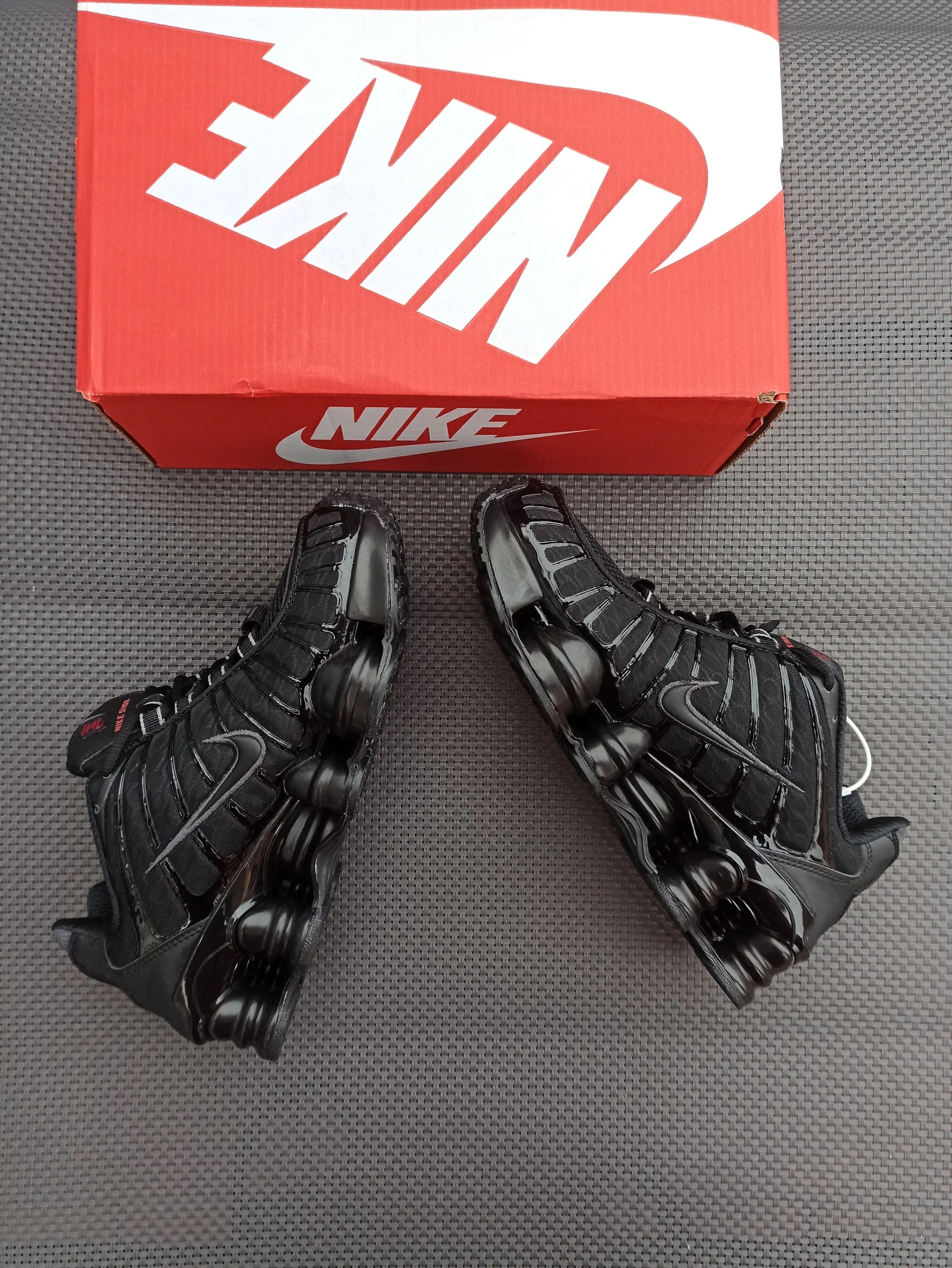 Nike Shox negras