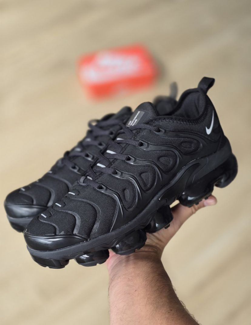 Nike Air VaporMax Plus