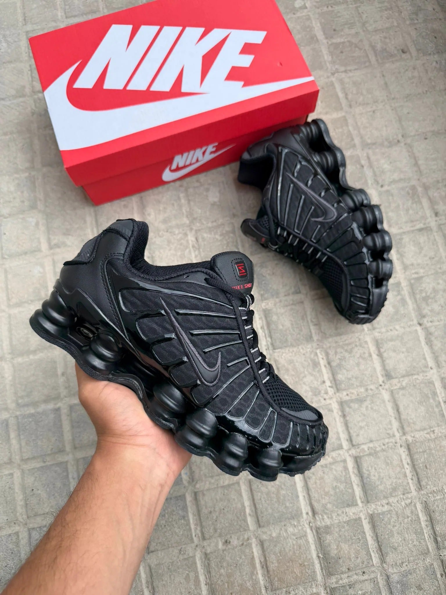 Nike Shox negras
